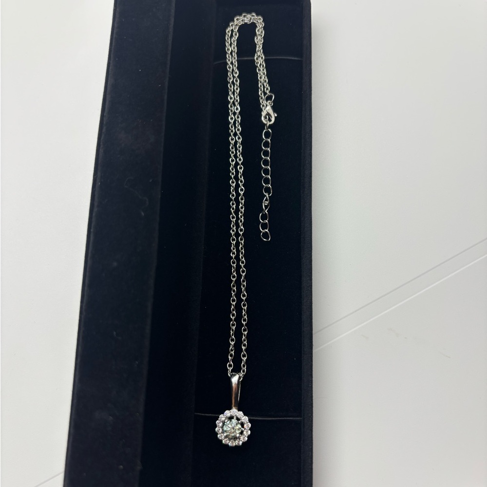 S925 necklace with MOISSANITE pendant
